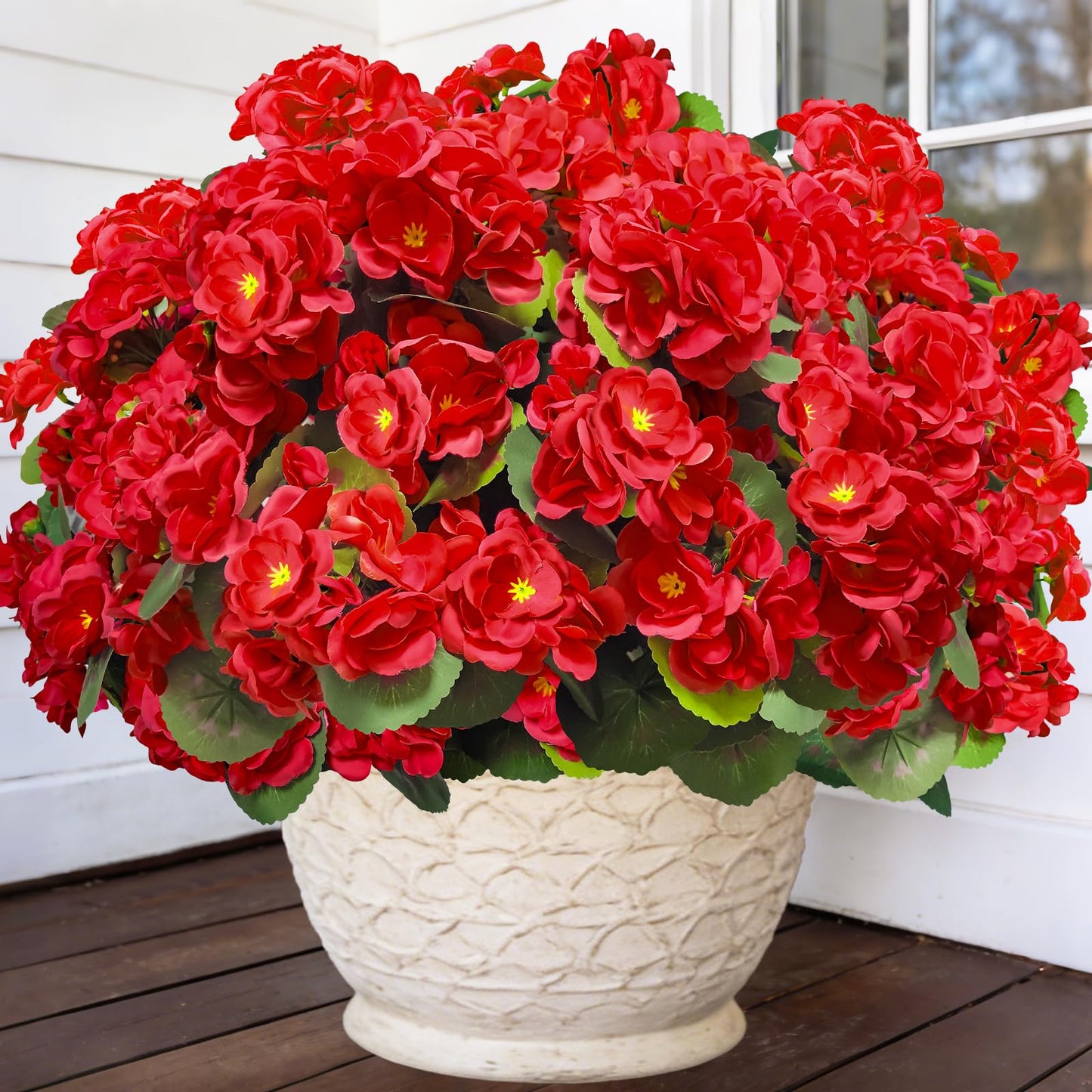 TURNMEON Artificial Geraniums Flowers for Outdoors Summer Derby Day Decoration, 4 Bundles Fake Flowers Silk Red Flowers UV Resistant No Fade Faux Plants for Gardens Planter Patio Indoor Cemetery Decor