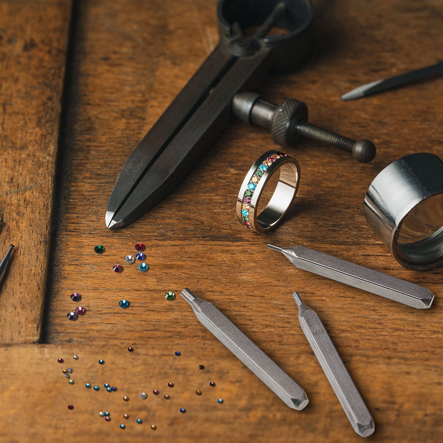Flat Back Crystals Setter Metal Stamping Punches Kit Includes 3 Pieces Jewelry Metal Stamping Tool for DIY, 1.8 mm, 2.5 mm, 4 mm and 1500 Pieces Multi Colored Rhinestones Crystals
