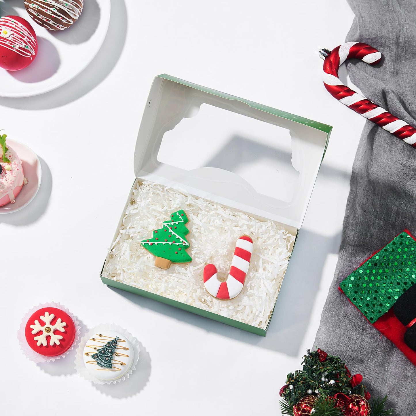 24PCS 7x4.3x1.5Inch Christmas Cookie Gift Boxes (3 Patterns&Clear Window) – Ideal for Cookie, Strawberry, Macaron, Ores; Treat Boxes for Party, Wedding, Birthday, Christmas Gift-Giving