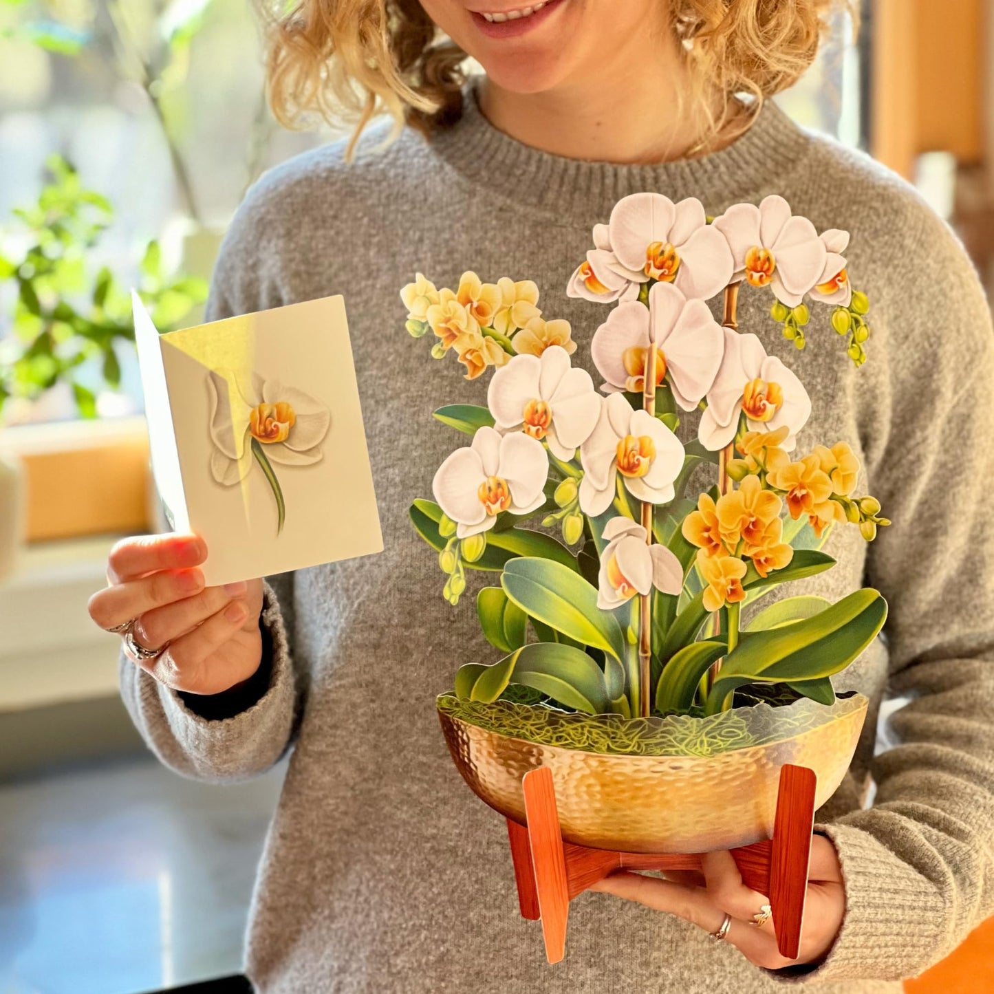 Freshcut Paper Pop Up Cards, Serenity Orchid, 12 Inch Life Sized Forever Flower Bouquet 3D Popup Greeting Card, Birthday Cards, Get Well Gifts, Blank Notecard & Envelope