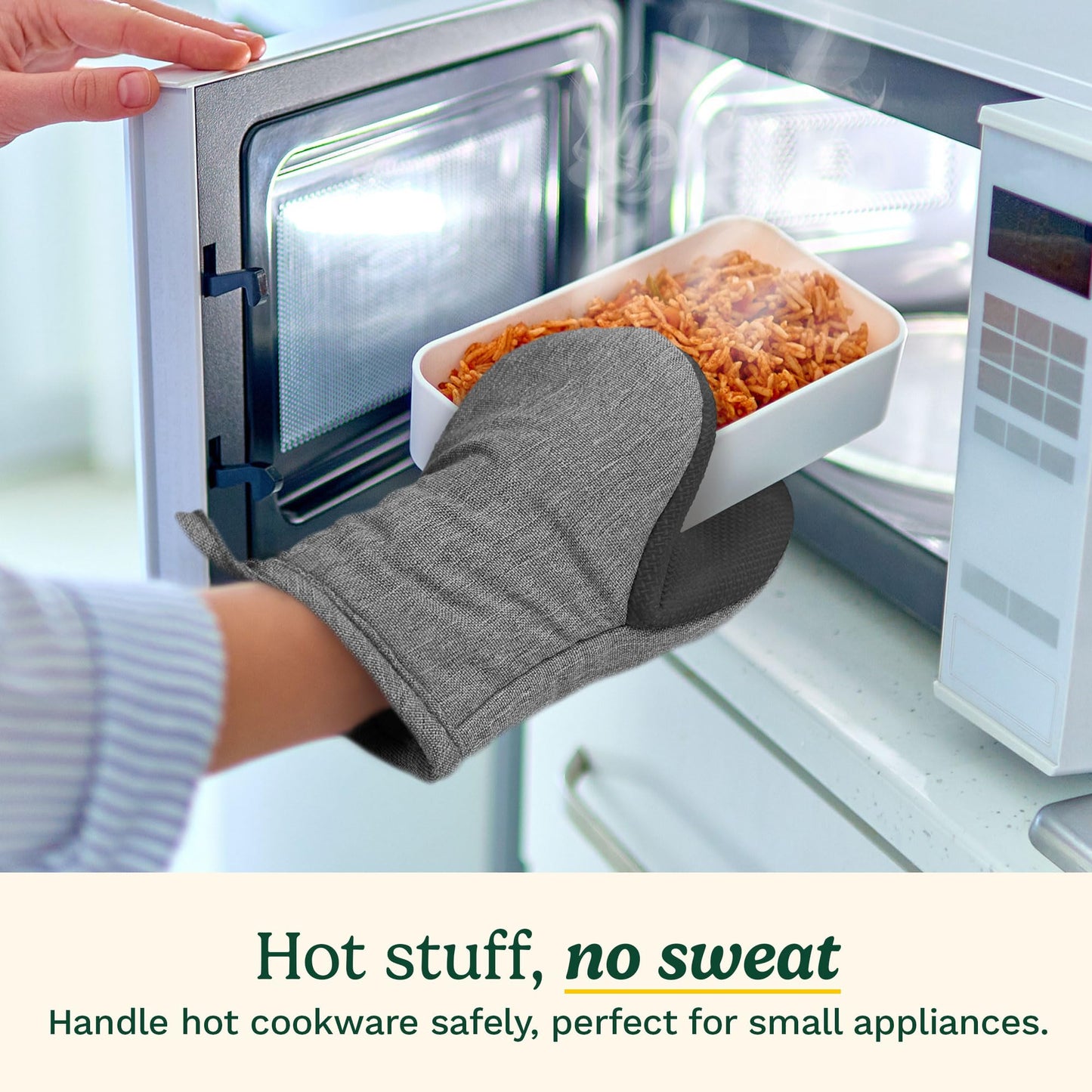 Mini Oven Mitts – 5.5” x 7” Heat-Resistant Kitchen Mitts for Oven with Non-Slip Neoprene Palm, Cotton Filling, and Fabric Loop – Durable Oven Mitt Set for Cooking & Baking (Black)
