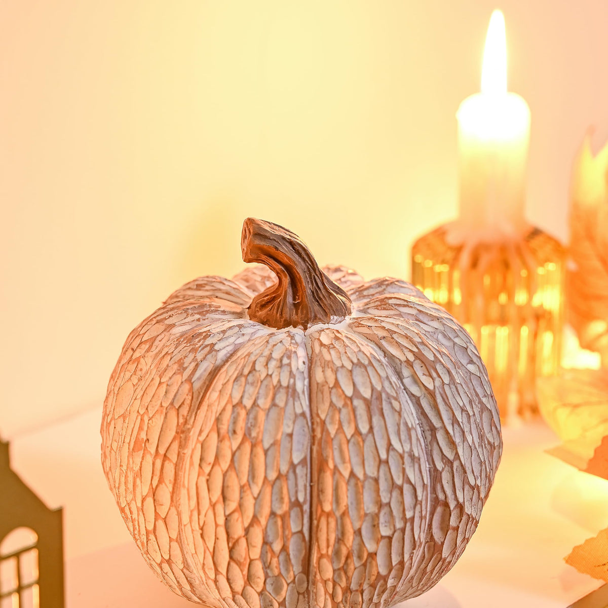 AOMOONOA Artificial Pumpkin Decor, Brown and White Decorative Pumpkins