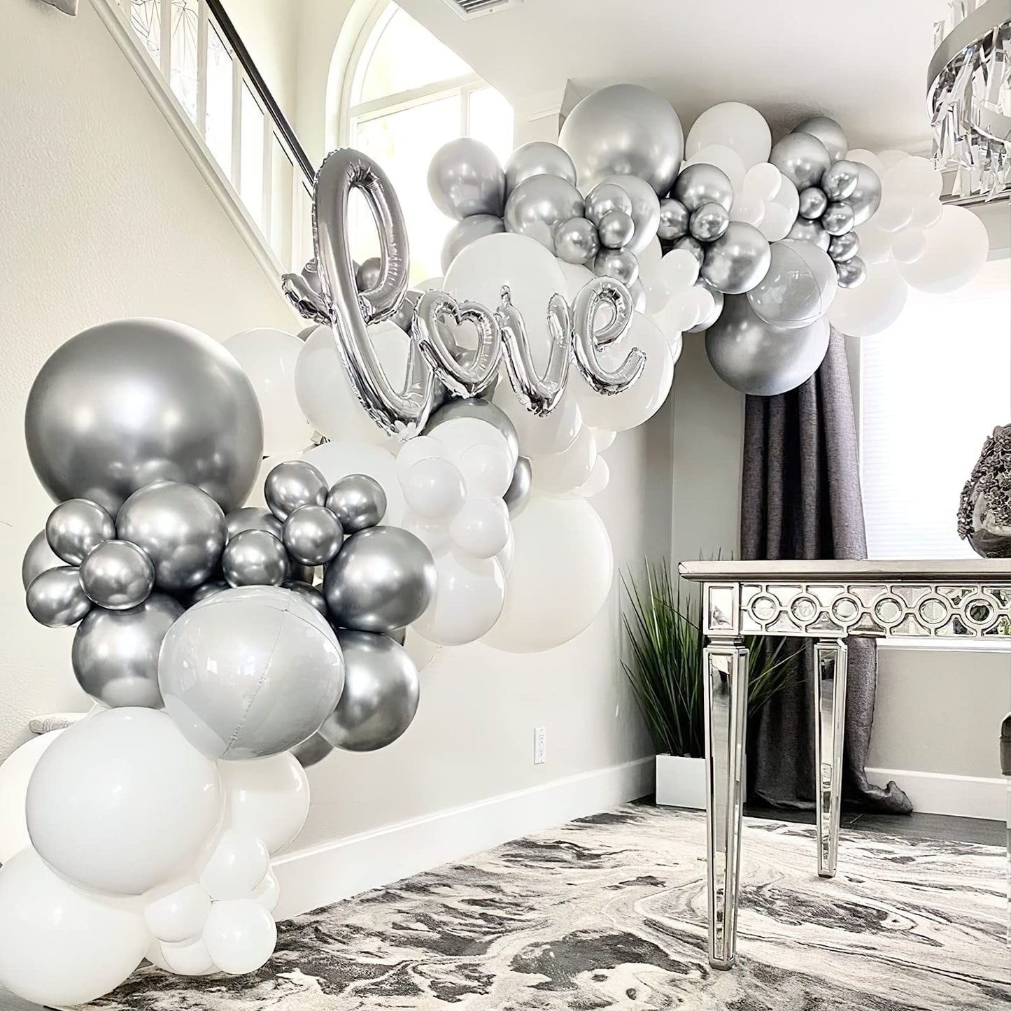 PartyWoo Metallic Silver Balloons, 100 pcs Silver Metallic Balloons Different Sizes Pack of 18 Inch 12 Inch 10 Inch 5 Inch Silver Balloons for Balloon Garland Arch as Party Decorations, Silver-G102