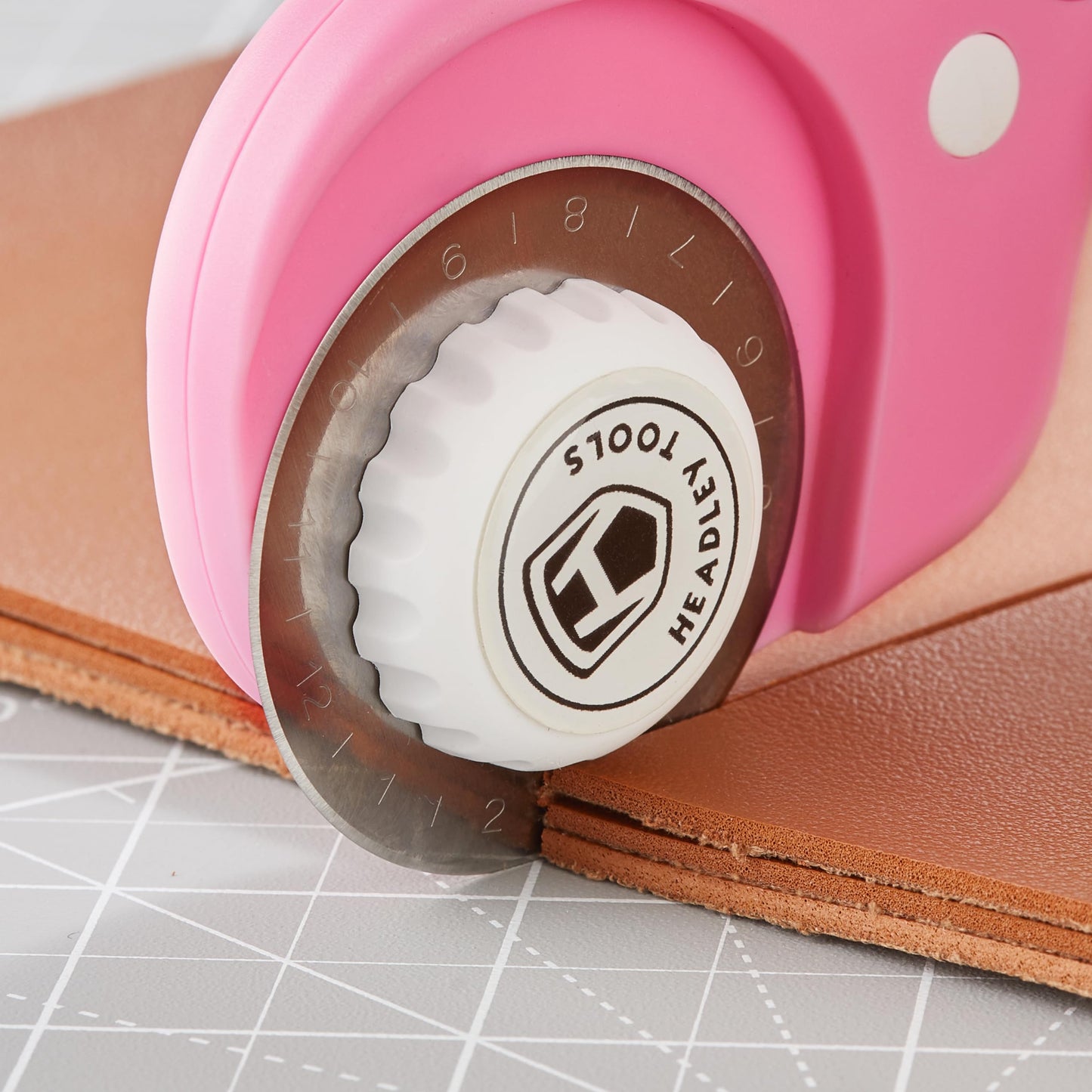 HEADLEY TOOLS 45mm Rotary Cutter Blades 15 Pack Fits Olfa, Fiskars, Replacement Rotary Blade for Arts Crafts Quilting Scrapbooking Sewing, Sharp and Durable