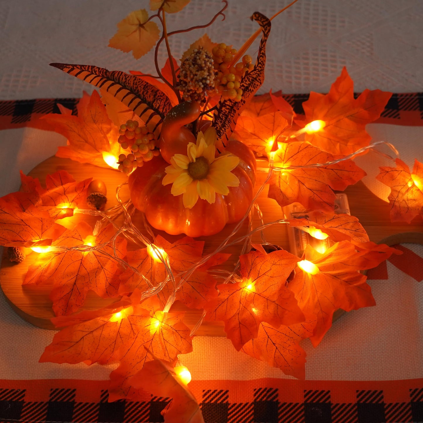 YEGUO 2 PCS Fall Decorations for Home, Thanksgiving Lights Battery Operated, Total 20ft 40 LED Lighted Fall Garland Maple Leaves for Halloween Holiday Autumn Harvest Fall Thanksgiving Decor