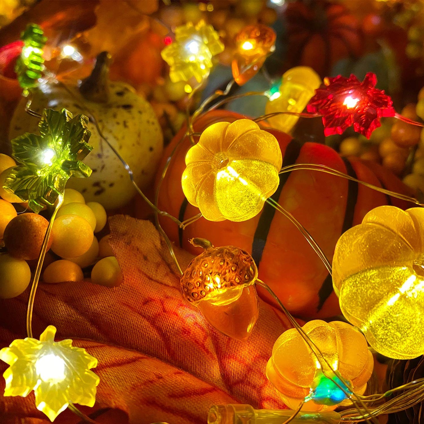 TURNMEON Fall Decor 30LED/10Ft 3D Pumpkin Lights Fall Thanksgiving Decorations, 3 in 1 Battery Powered Fall Lights Pumpkin Decor, Fall Garland Lights Indoor Outdoor Thanksgiving Halloween Decor Autumn