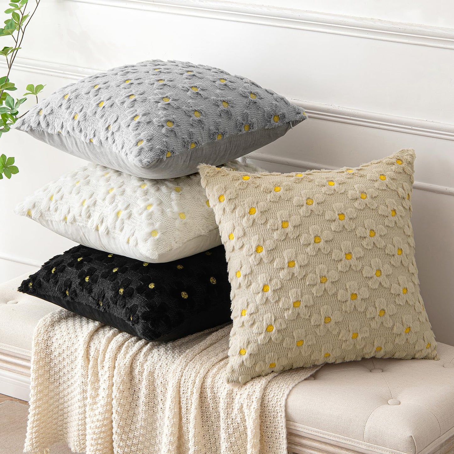 Spring Summer Decorative Throw Pillow Covers 18x18 Inch Set of 2 Soft Plush Faux Couch Pillow Covers Sun Flower Pillowcase Cushion Case Holiday for Home Decor Sofa Bed Living Room Light Beige