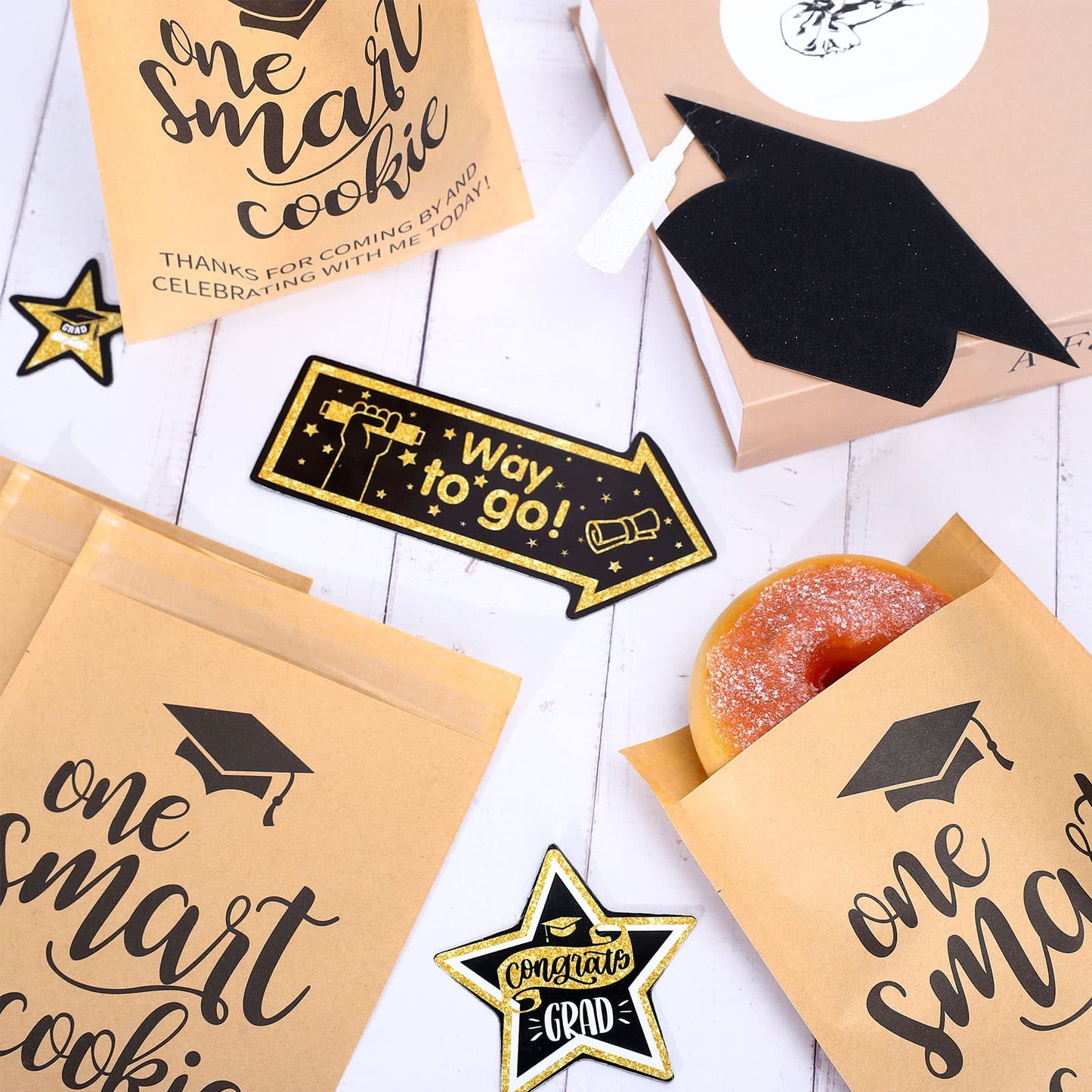Whaline 100 Pack 2026 Graduation Candy Cookie Gift Bags One Smart Cookie Self-Adhesive Buffet Treat Bag Congrats Grad Kraft Paper Treat Gift Bags for 2026 Graduation Party Decoration Supplies