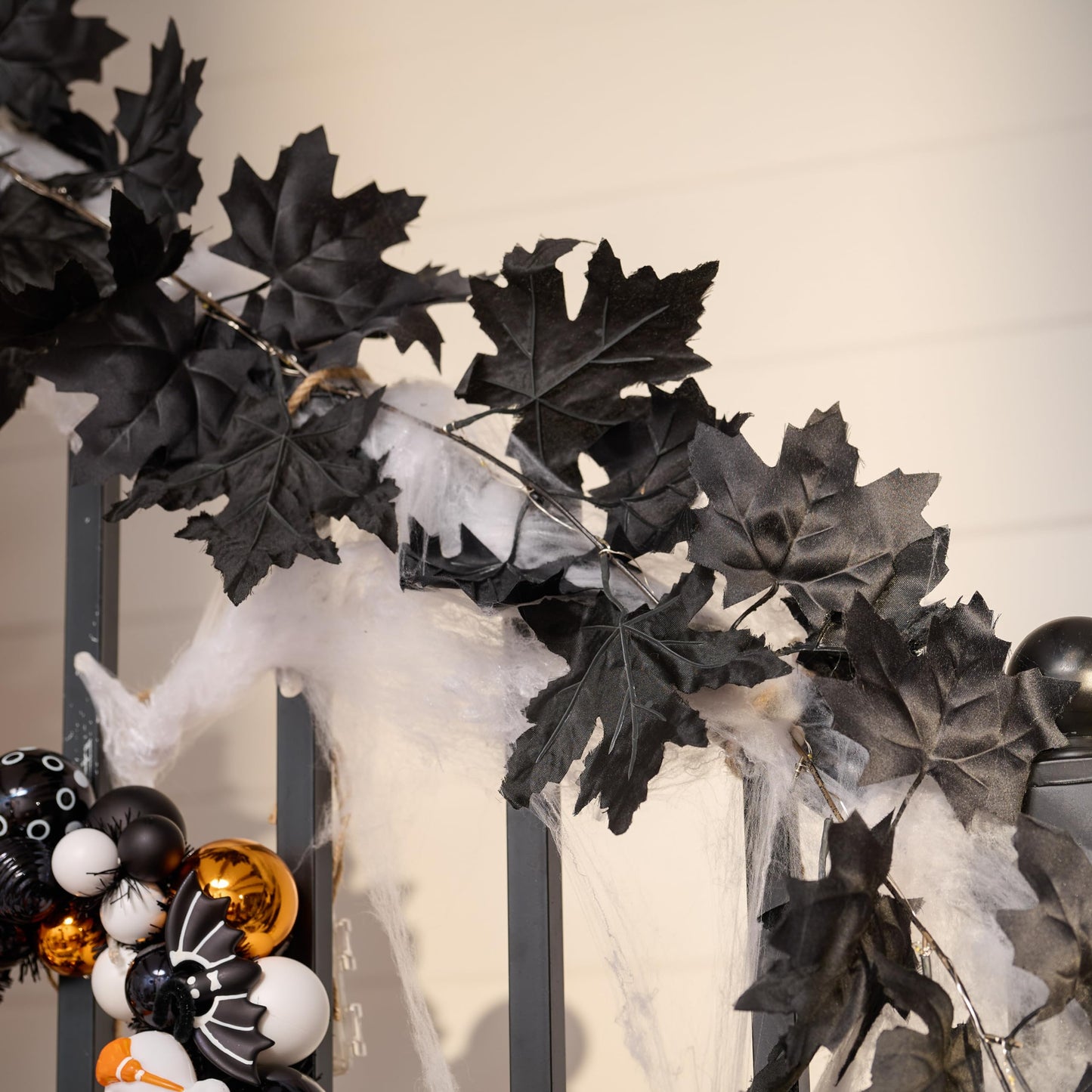 Valery Madelyn 9ft Halloween Garland with Lights, Thick Pre-Lit Light Up Black Maple Leaf Garland Halloween Decor for Mantle Fireplace Table Home Indoor