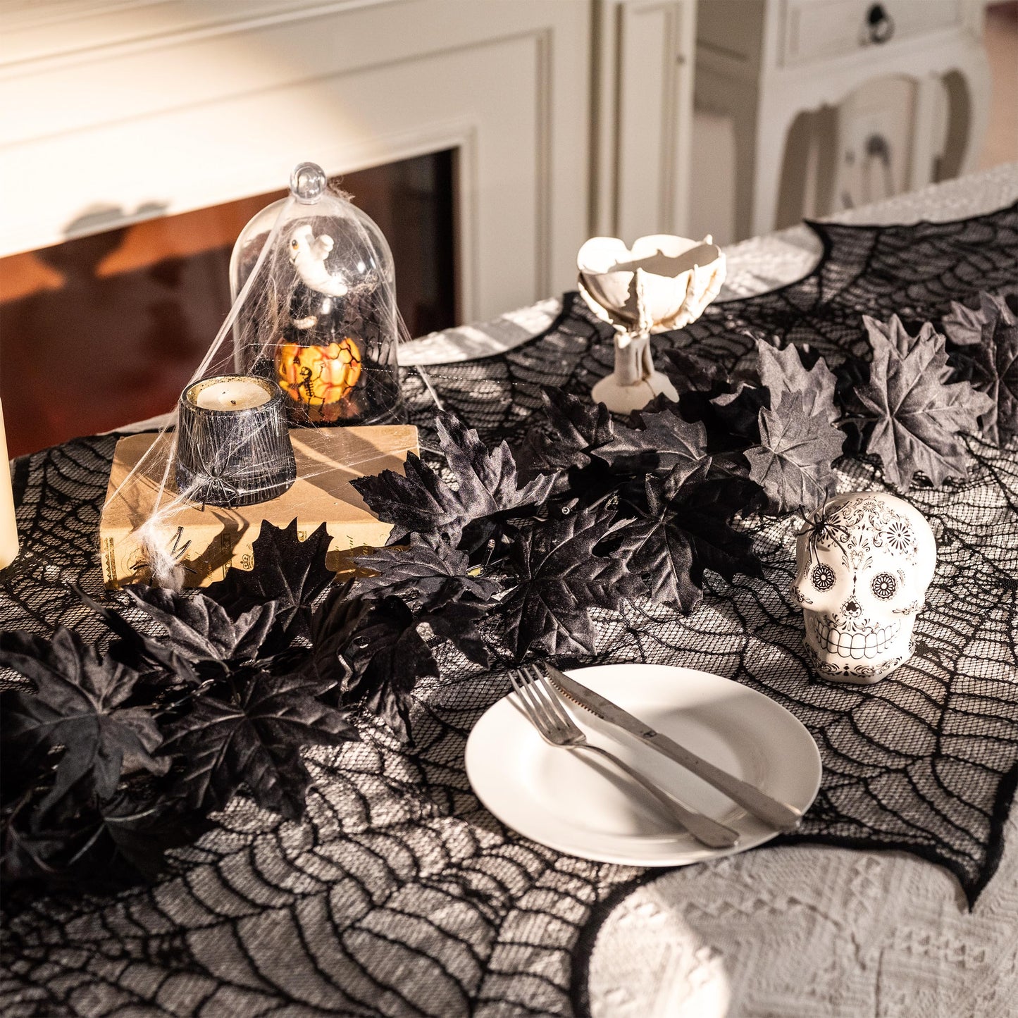 Valery Madelyn 9ft Halloween Garland with Lights, Thick Pre-Lit Light Up Black Maple Leaf Garland Halloween Decor for Mantle Fireplace Table Home Indoor