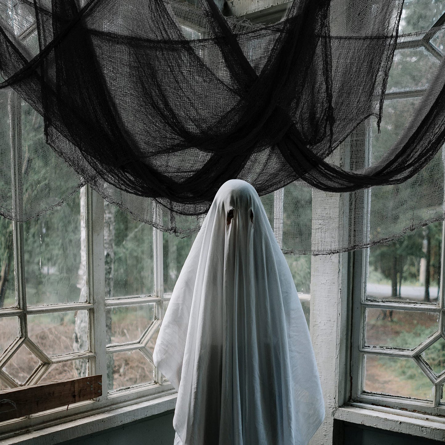 Alpurple 6 PCS Halloween Creepy Cloth, 30 x 72 Inch Black Scary Spooky Fabric Cloth, Freaky Loose Weave Creepy Gauze for Halloween Party Decoration