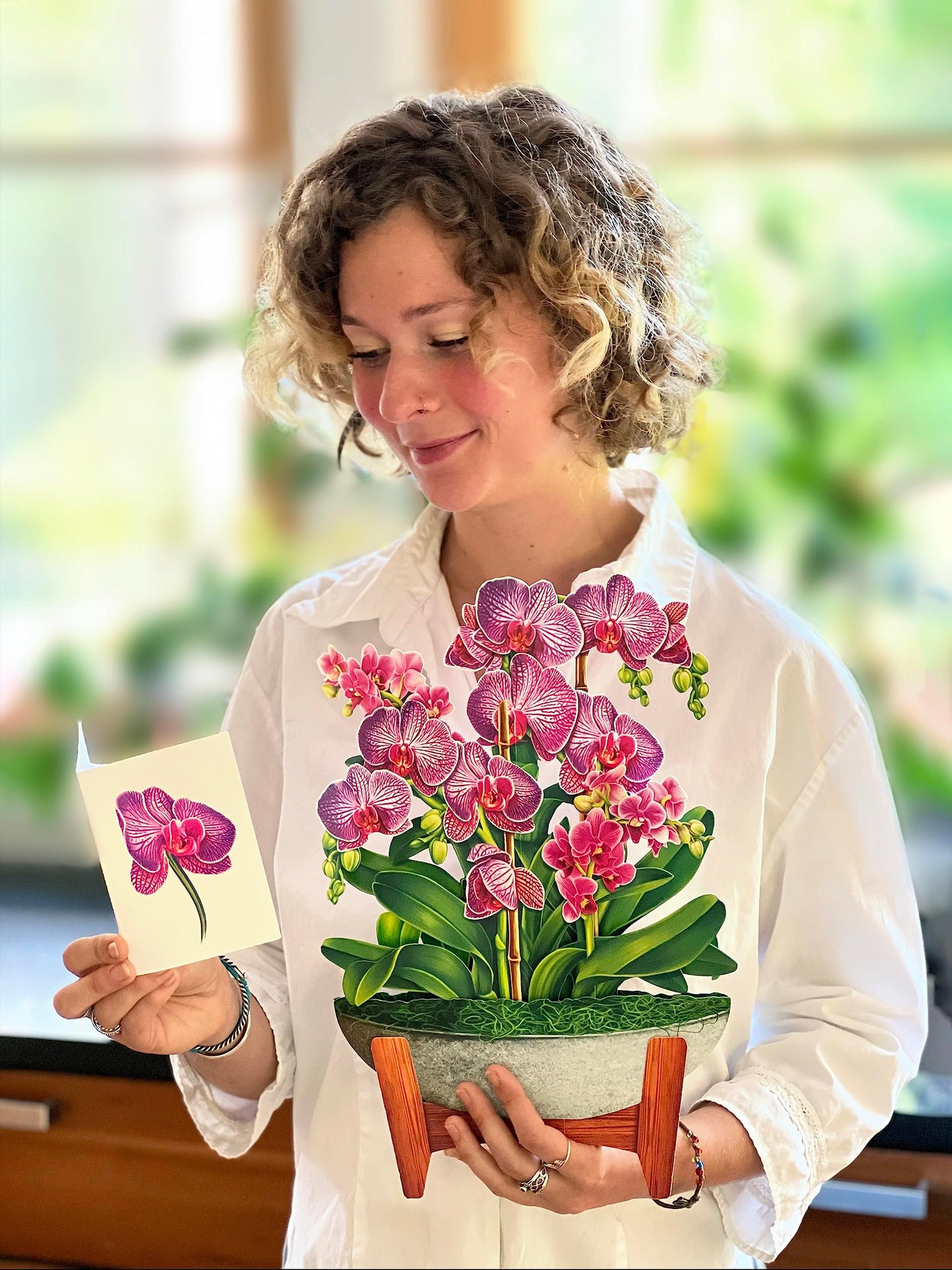 Freshcut Paper Pop Up Cards, Orchid Oasis, 12 Inch Life Sized Forever Flower Bouquet 3D Popup Greeting Card, Anniversary Card, Mother's Day, Blank Notecard & Envelope