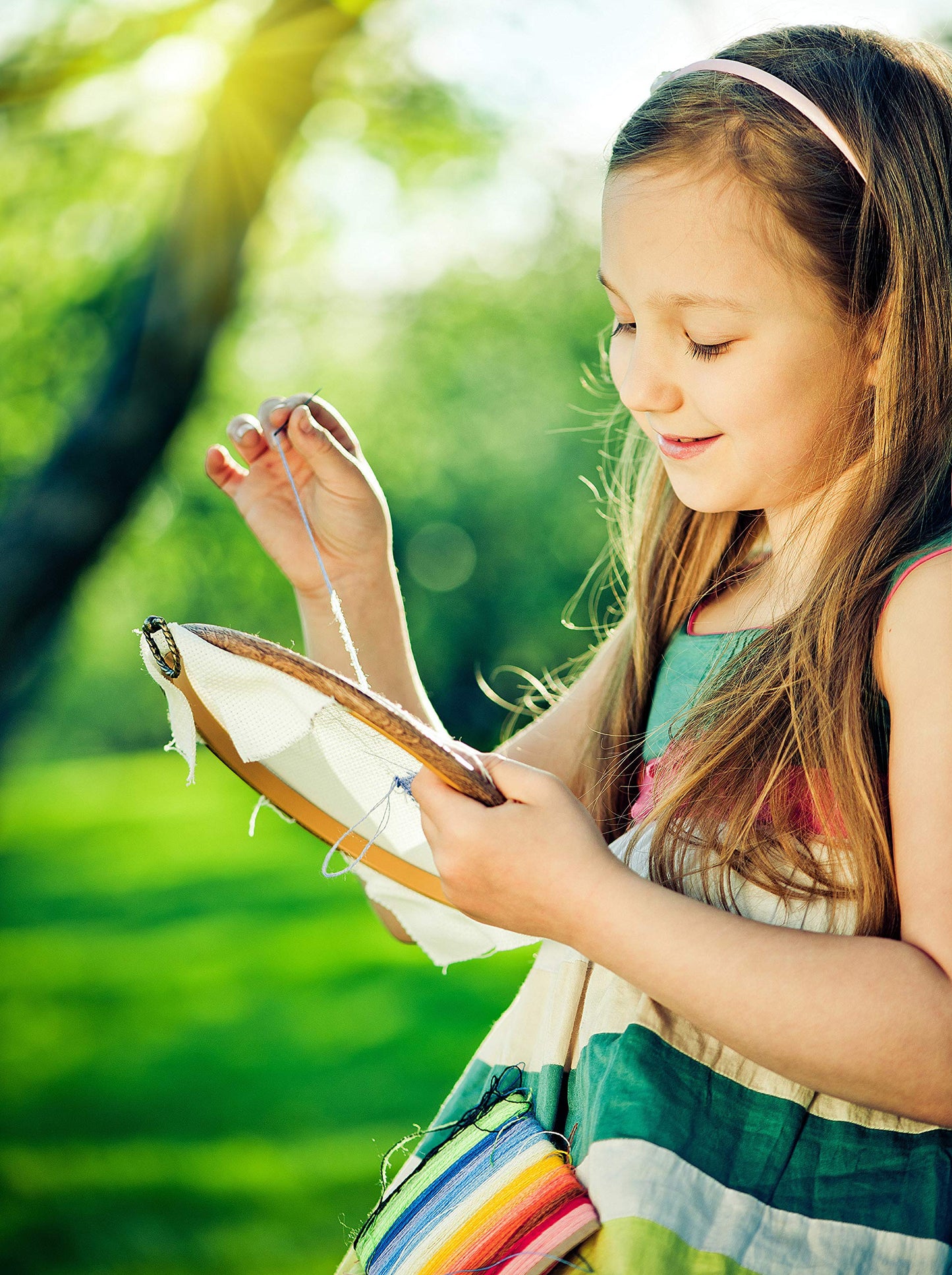 Embroidery Hoop Frames by Celley, Vintage Imitated Wood Design, Sizes from 5.5 Inches to 10.2 Inches, 4 Pcs