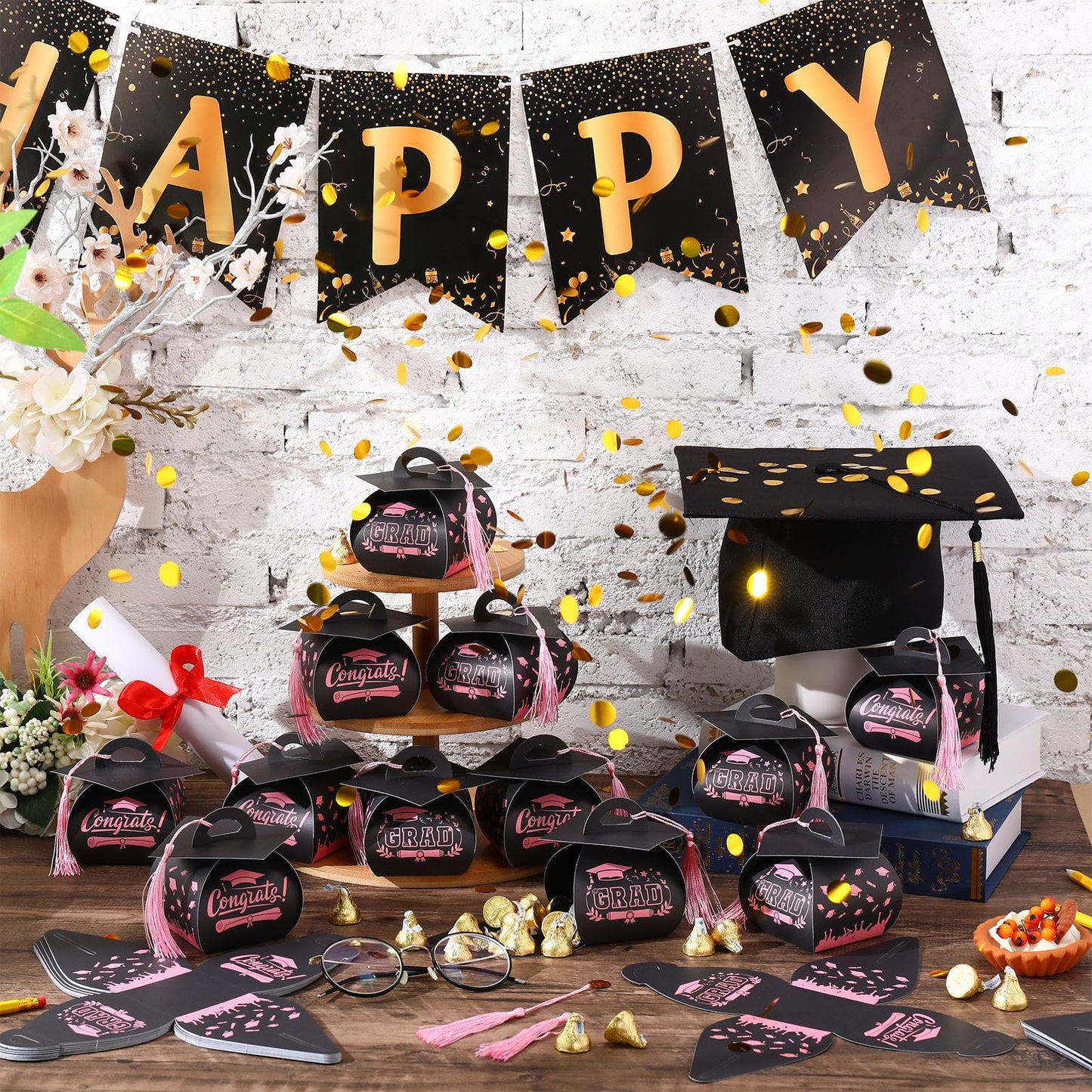 TaoBary 30 Pcs Graduation Cap Gift Boxes Graduation Decorations Class of 2026 Candy Box with Tassel for 2026 Grad Party Favors Supplies(Black, Pink)