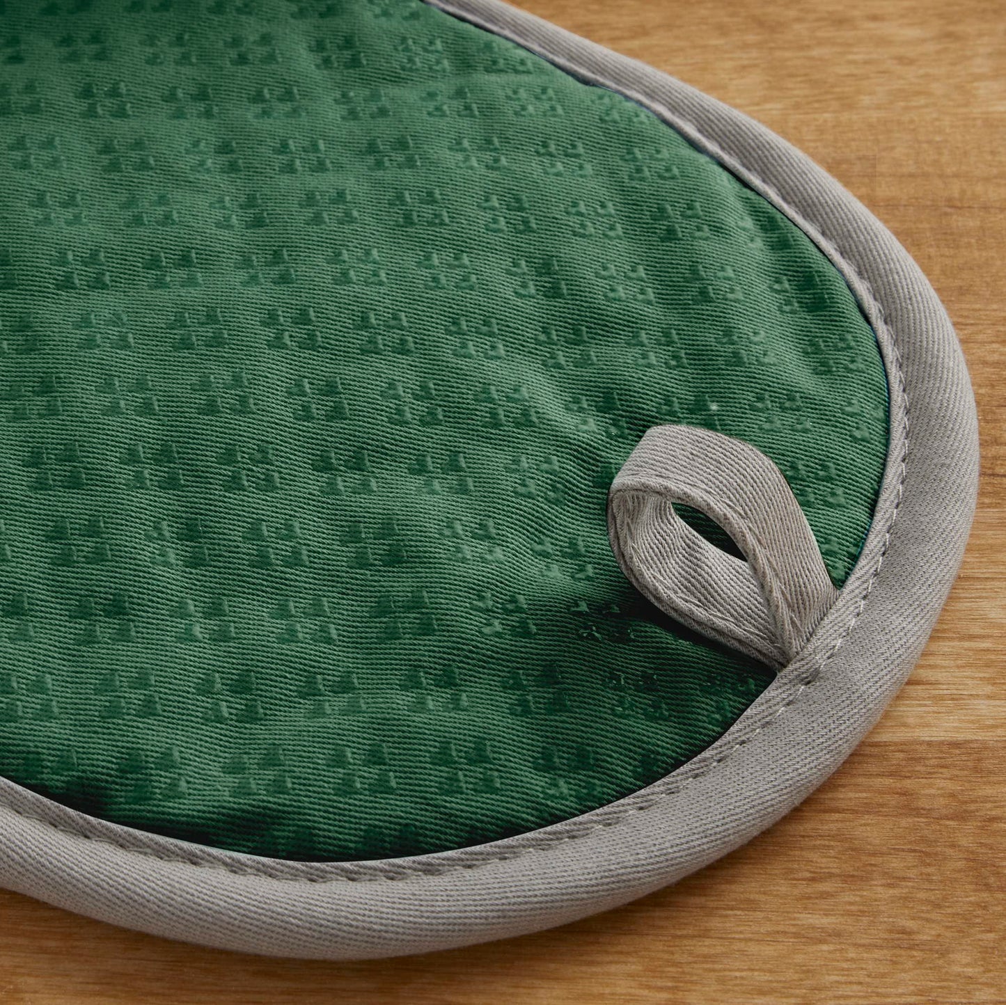 Asteroid Pot Holder 2-Pack Set, Pebbled Palm Green, 6.5"x10"