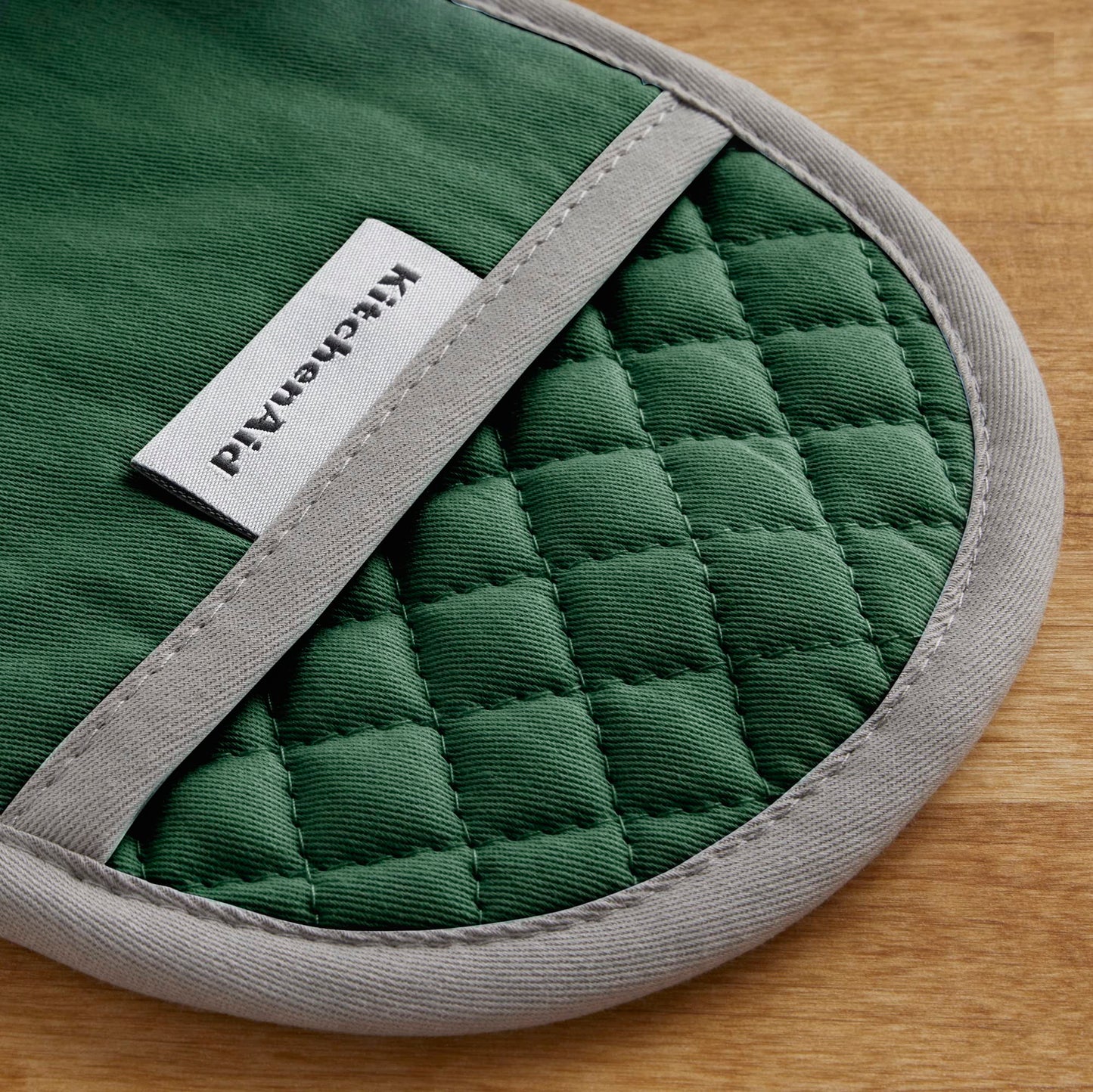 Asteroid Pot Holder 2-Pack Set, Pebbled Palm Green, 6.5"x10"