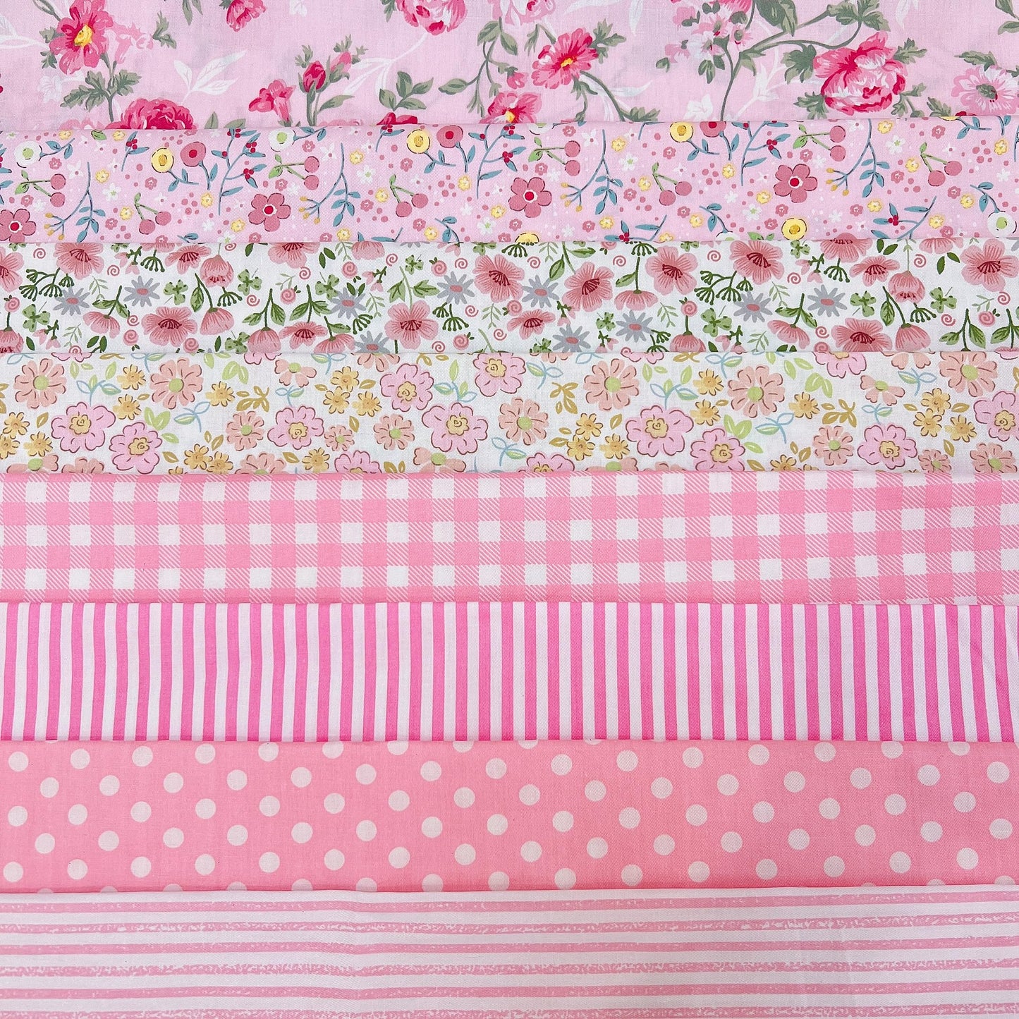 7Pcs 20" x 20" Cotton Fabric DIY Making Supplies Quilting Patchwork Fabric Fat Quarter Bundles DIY for Quilting Cotton Patchwork Cushions (Small Pink Flowers, 20" x 20")