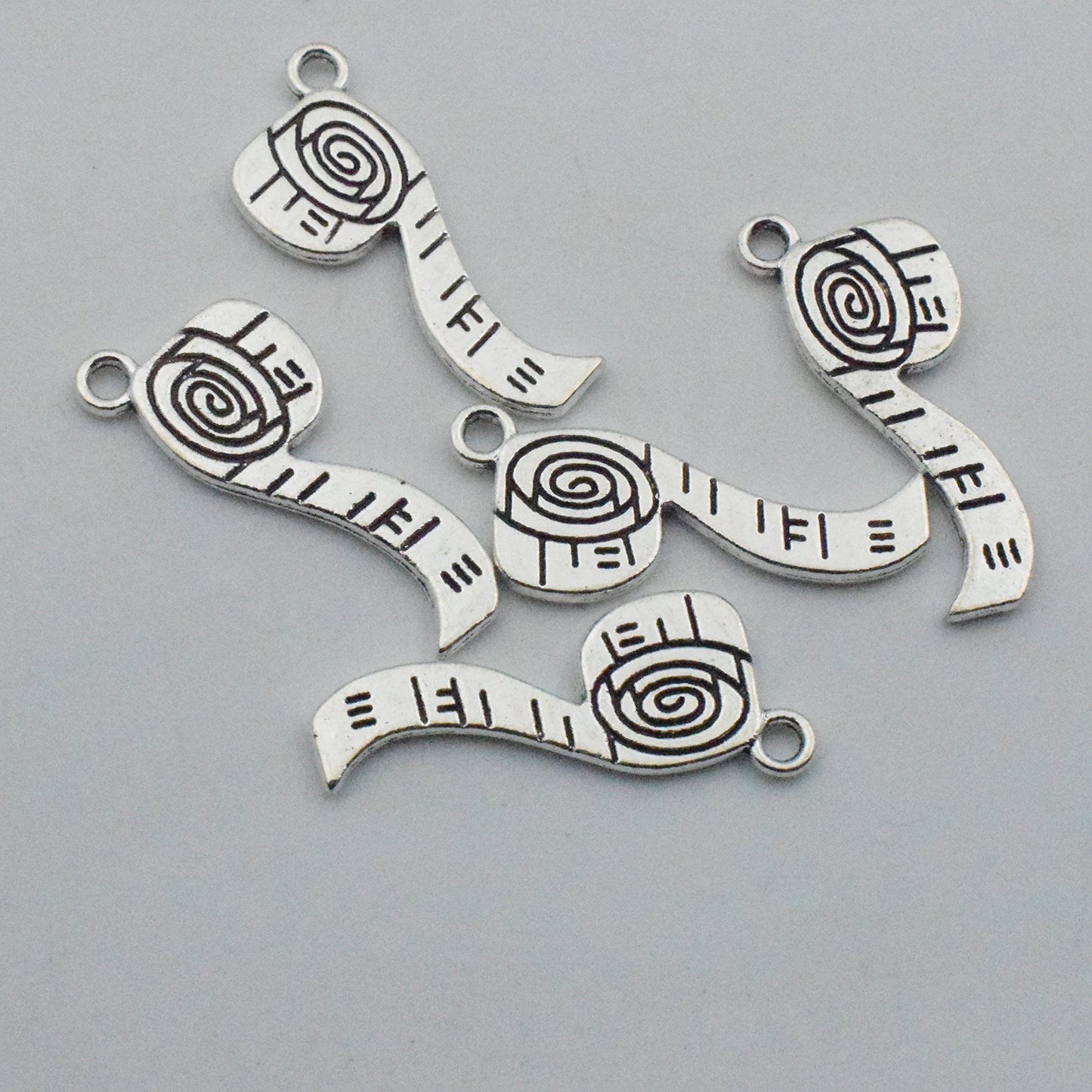 Sewing Charms Collection-100g About (60-65pcs) Antique Silver Craft Supplies Sewing Charms Pendants for Crafting, Jewelry Findings Making Accessory for DIY Necklace Bracelet (M003)