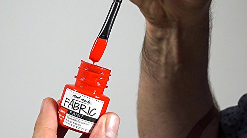 Mont Marte Permanent Fabric Paint Set 8 x 20ml Vivid Colours for Textile, Fabric, T-Shirt, Canvas, Wood, Ceramic, Glass