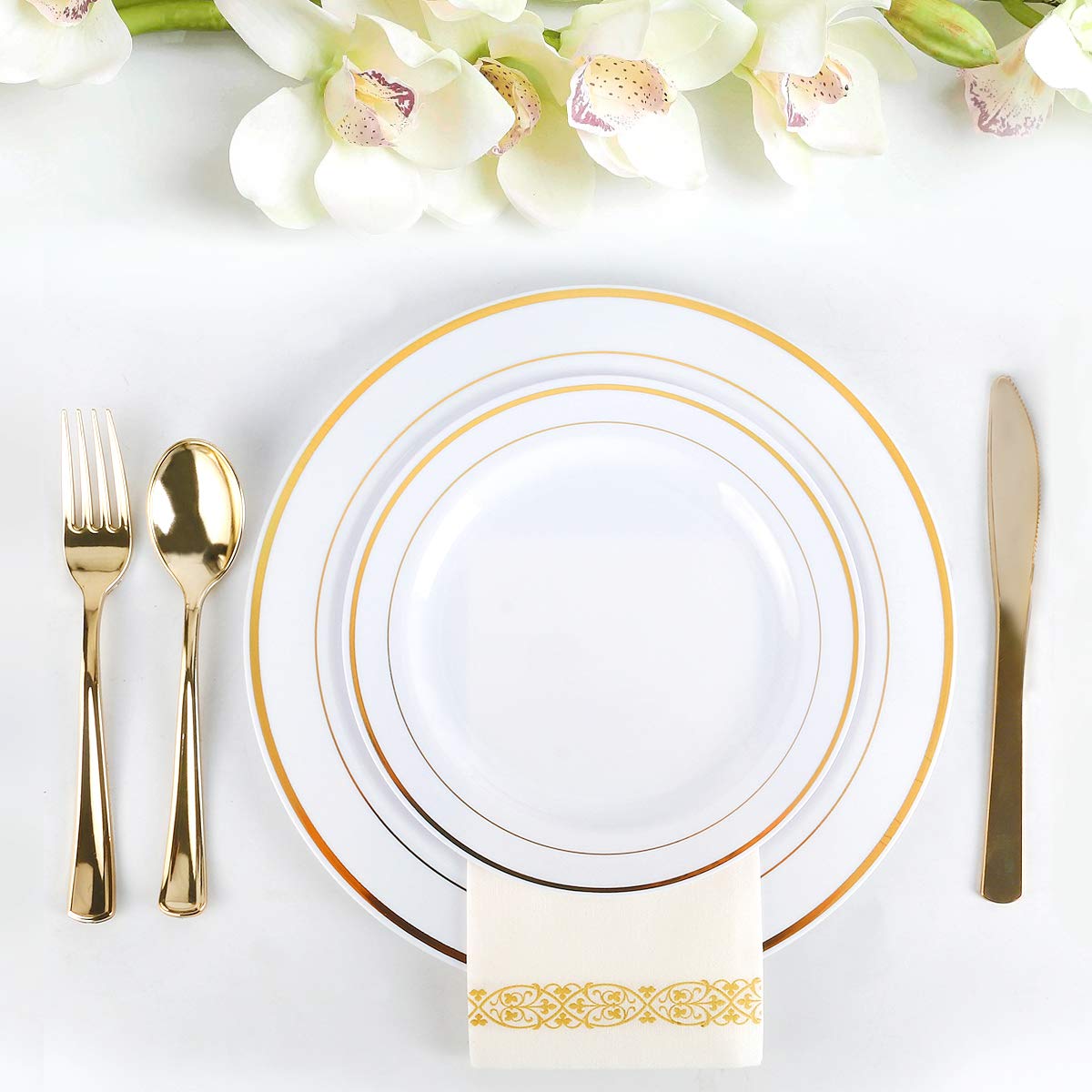 M MCIRCO 175 Piece Gold Dinnerware Set - 50 Gold Rim Plastic Plates - 25 Gold Plastic Silverware - 25 Gold Plastic Cups - 25 Gold Paper Napkins, 25 Guest Disposable Gold Dinnerware Set