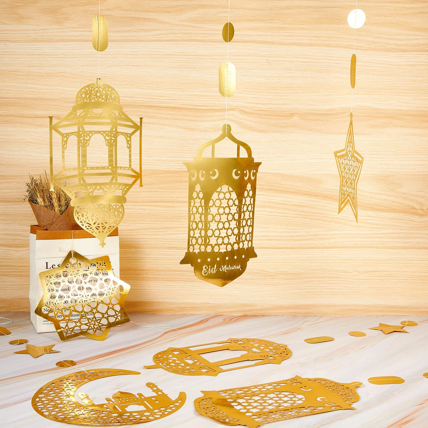 Zonon 24 Pcs Islamic Star Moon Lantern Ramadan Garland Eid Decoration Streamer Ramadan Mubarak Party Banner Backdrop Shining Hanging Wall Decorations for Home Wedding Decor Islam Party(Gold)